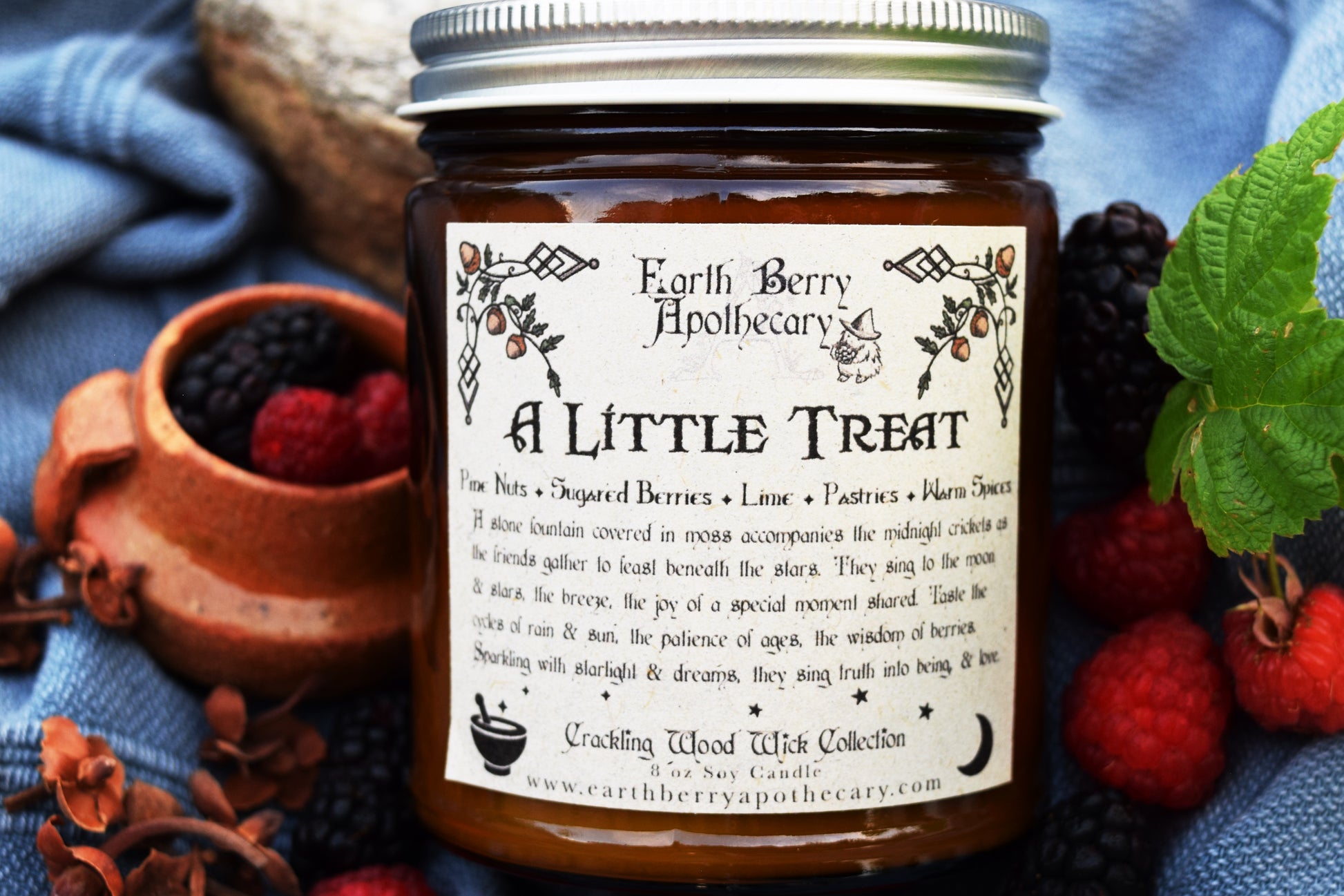 A little treat candle with berry scent. Raspberries and blackberries are everywhere.